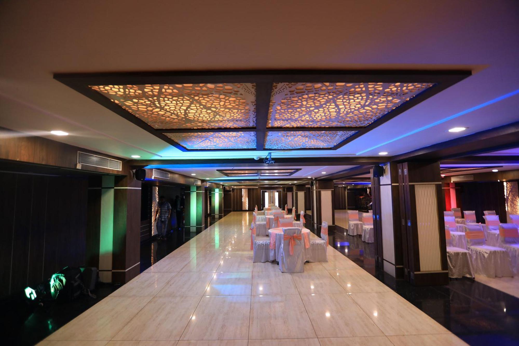 The Suncity Bhubaneswar Exterior foto